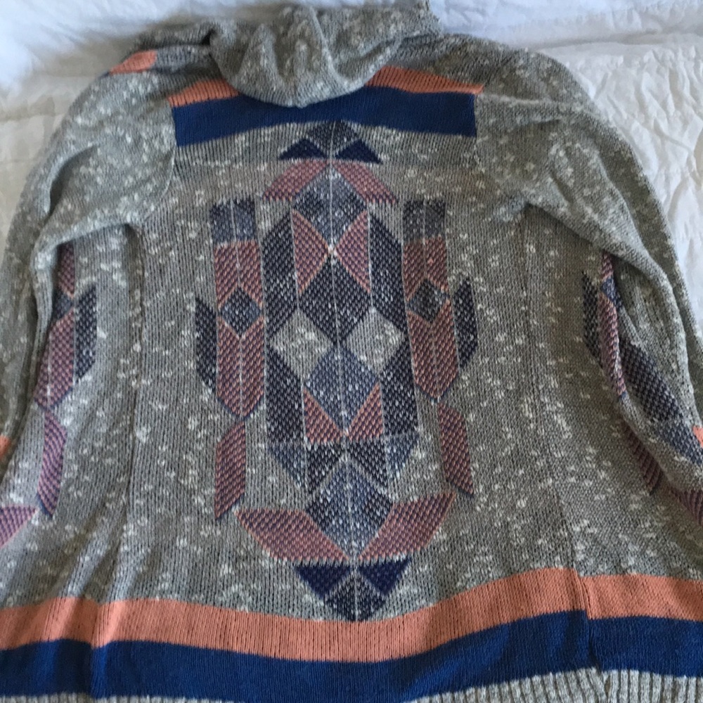 Hooded sweater